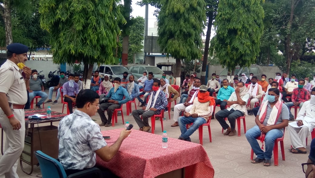 Village and city committees meeting to curb crime in singrauli