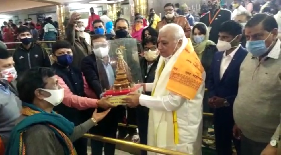 Kerala Governor Arif Mohammad Khan attend morning bhog aarti at Mahakaleshwar temple