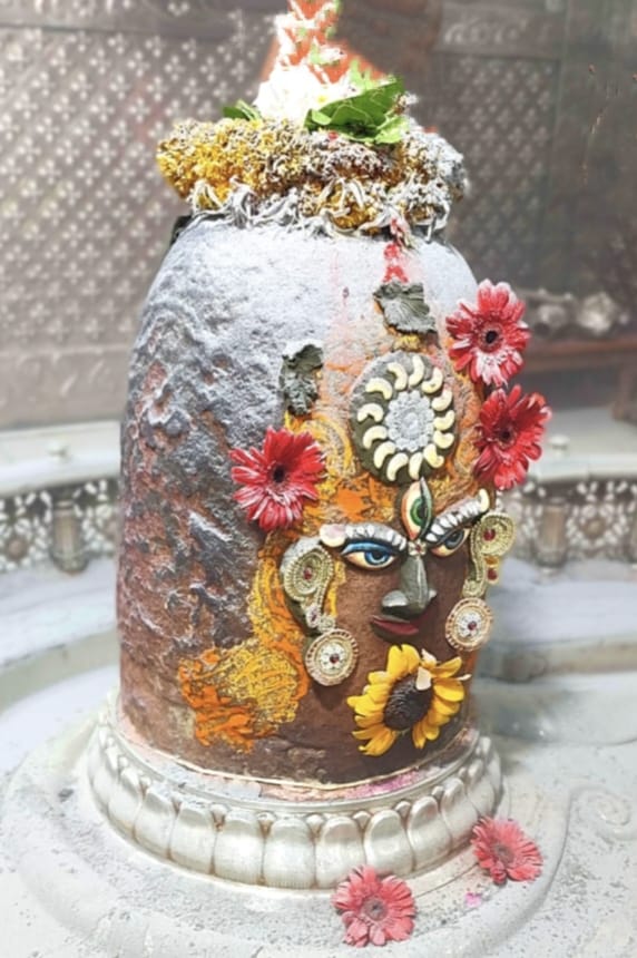 Ujjain Mahakaleshwar temple Baba Mahakal makeup on 5 July 2022