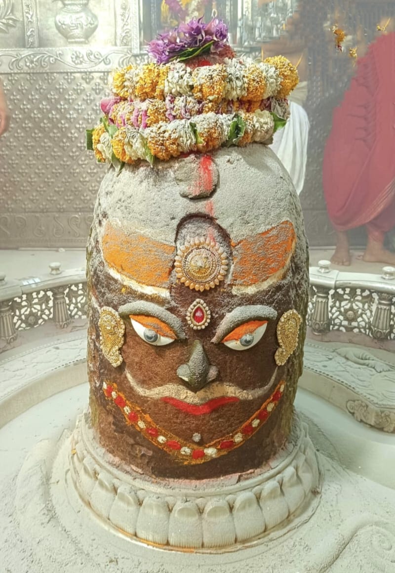 Baba Mahakal makeup as king