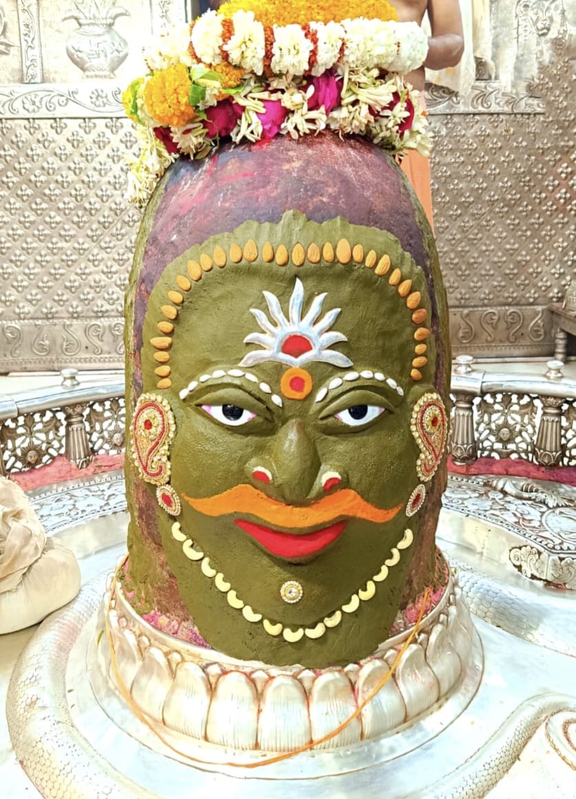 Baba Mahakal makeup as king