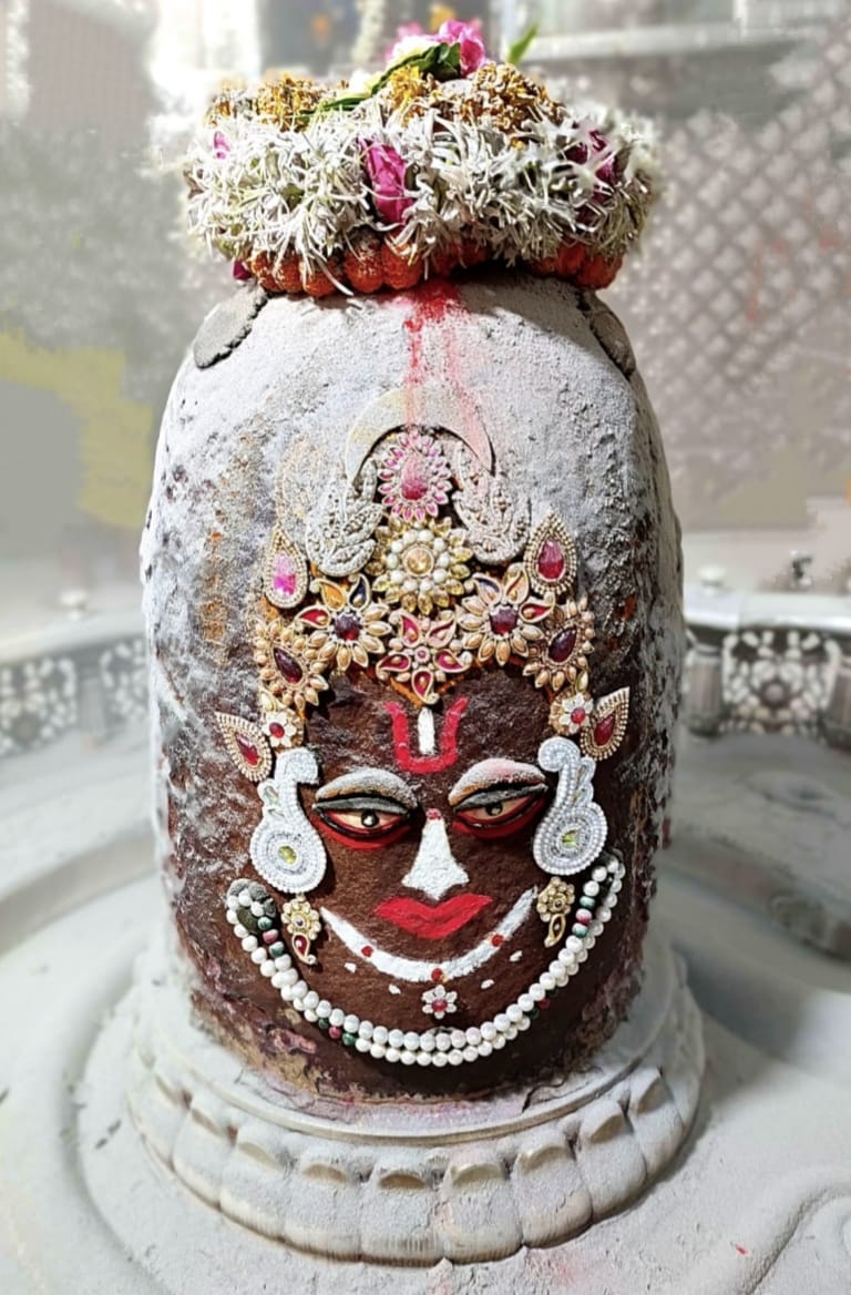 Ujjain Mahakaleshwar temple Baba Mahakal makeup on 10 April 2022