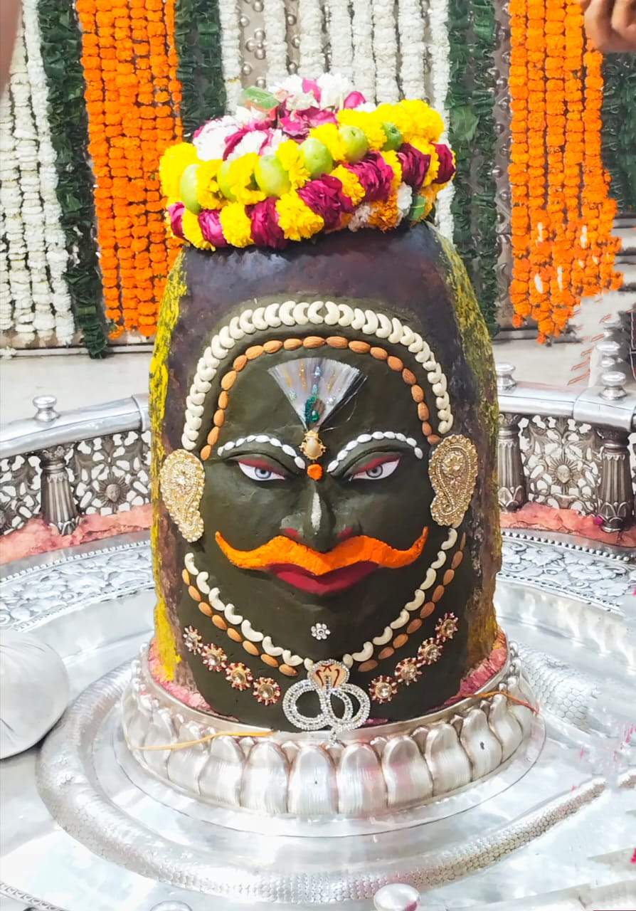 Baba Mahakal makeup as king