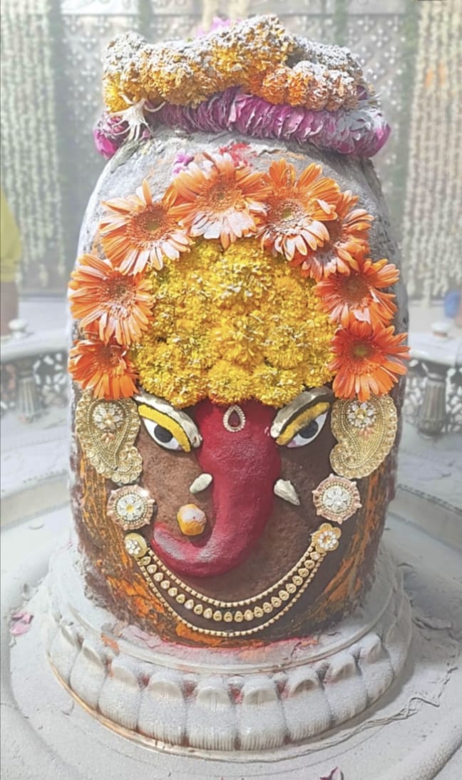 Ujjain Mahakaleshwar temple Baba Mahakal makeup on 20 April 2022