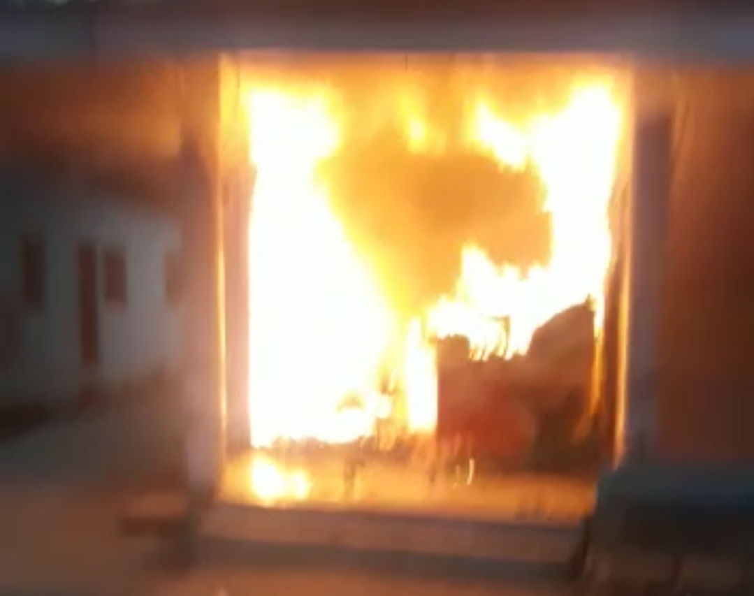 Fire in electronic shop in Vidisha