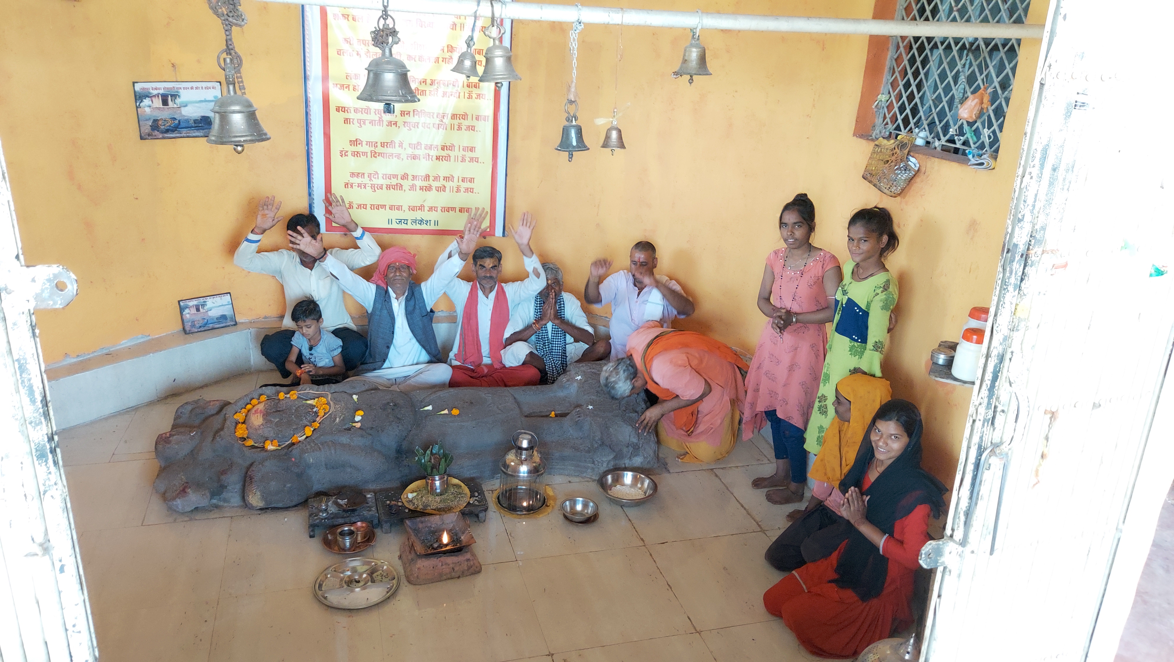 villagers worship ravana as a god