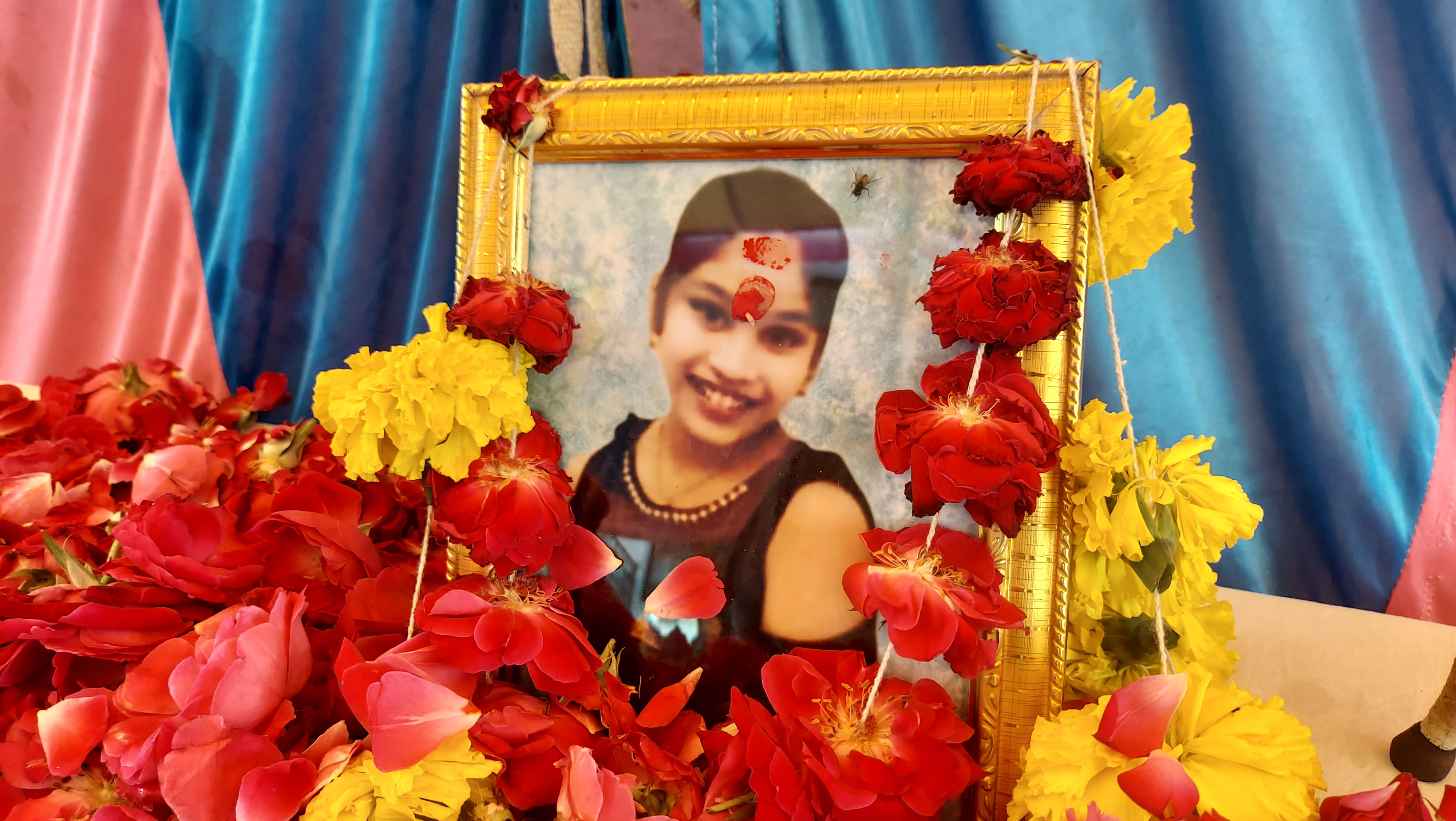 mp road take life of a little girl shreya vidisha