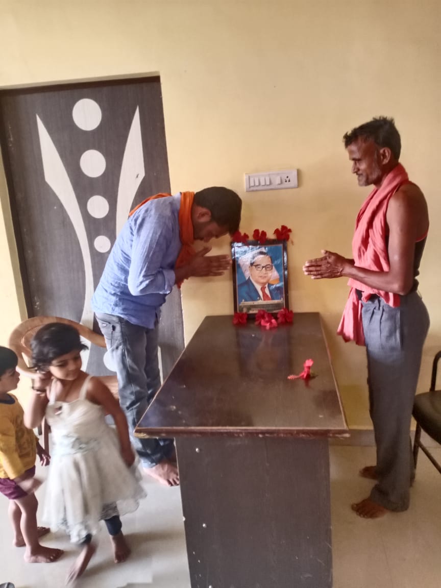 Shamshabad divisional president celebrated Ambedkar Jayanti at home in Vidisha