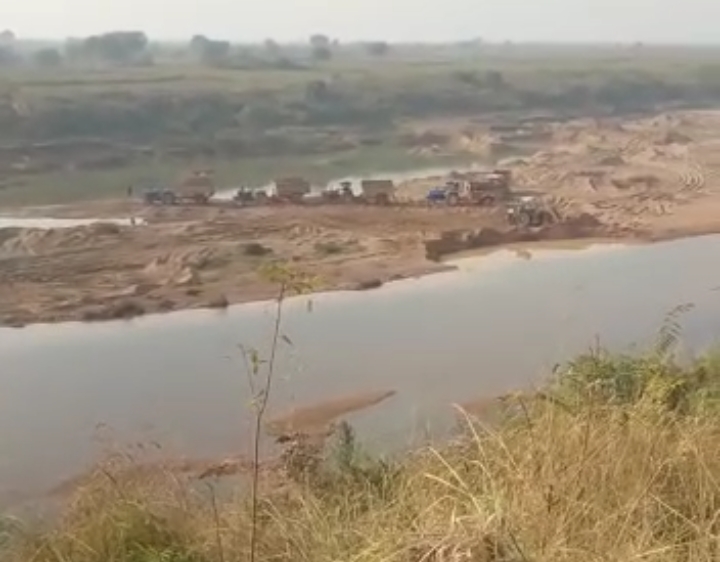 mp illegal sand mining