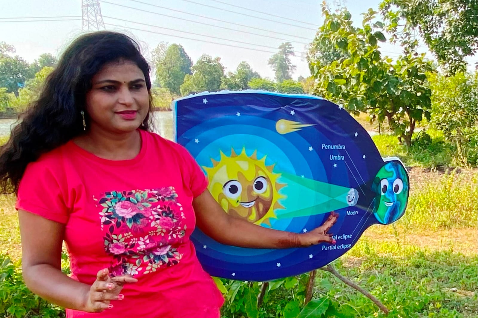 partial solar eclipse Solar Eclipse 25 october 2022 . Astronomical science broadcaster Sarika Gharu . Solar Eclipse scientific side . Partial solar eclipse 2022 .