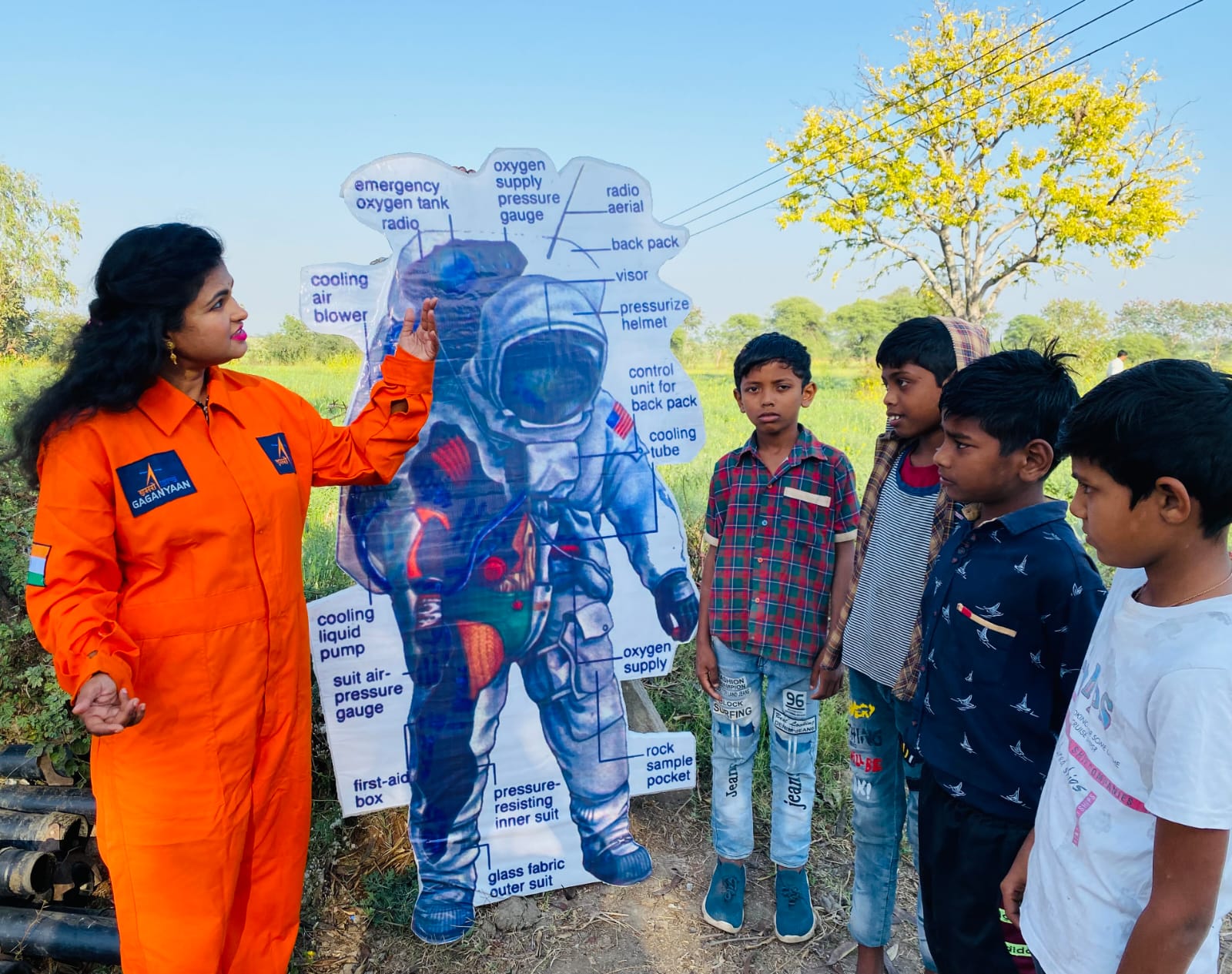 sarika gharu sing song on spacesuit