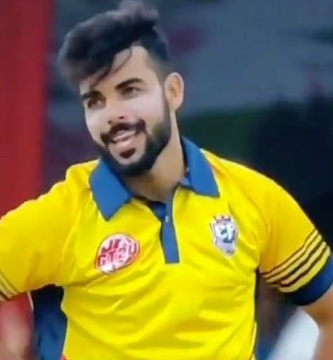 shadab khan