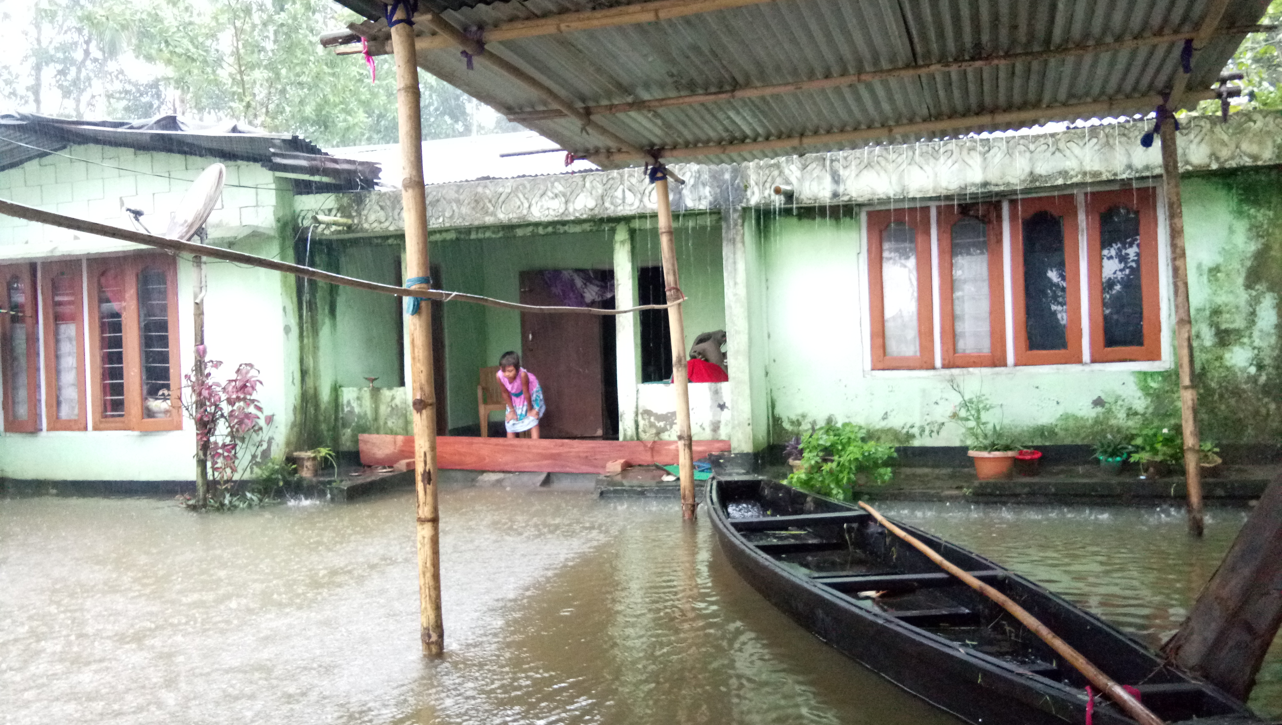 নাওবৈচাত জটিল ৰূপ ধাৰণ কৰিছে বান পৰিস্থিতিয়ে