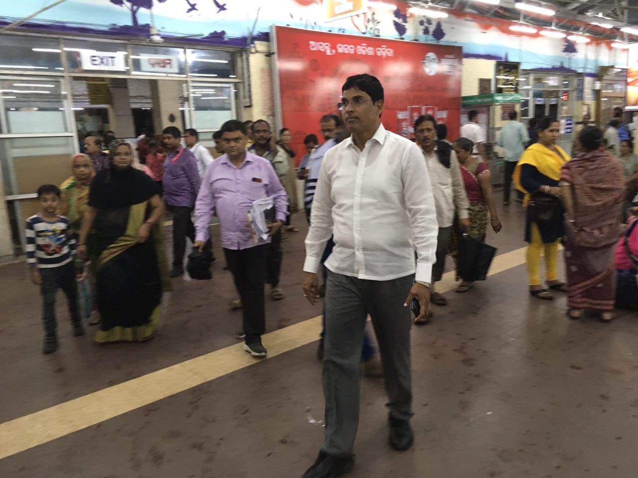 minister arun sahu, visited nayagarh, newly stated train, bhubaneswar, nayagarh, train, ମନ୍ତ୍ରୀ ଅରୁଣ ସାହୁ, ଟ୍ରେନ ଯାତ୍ରା