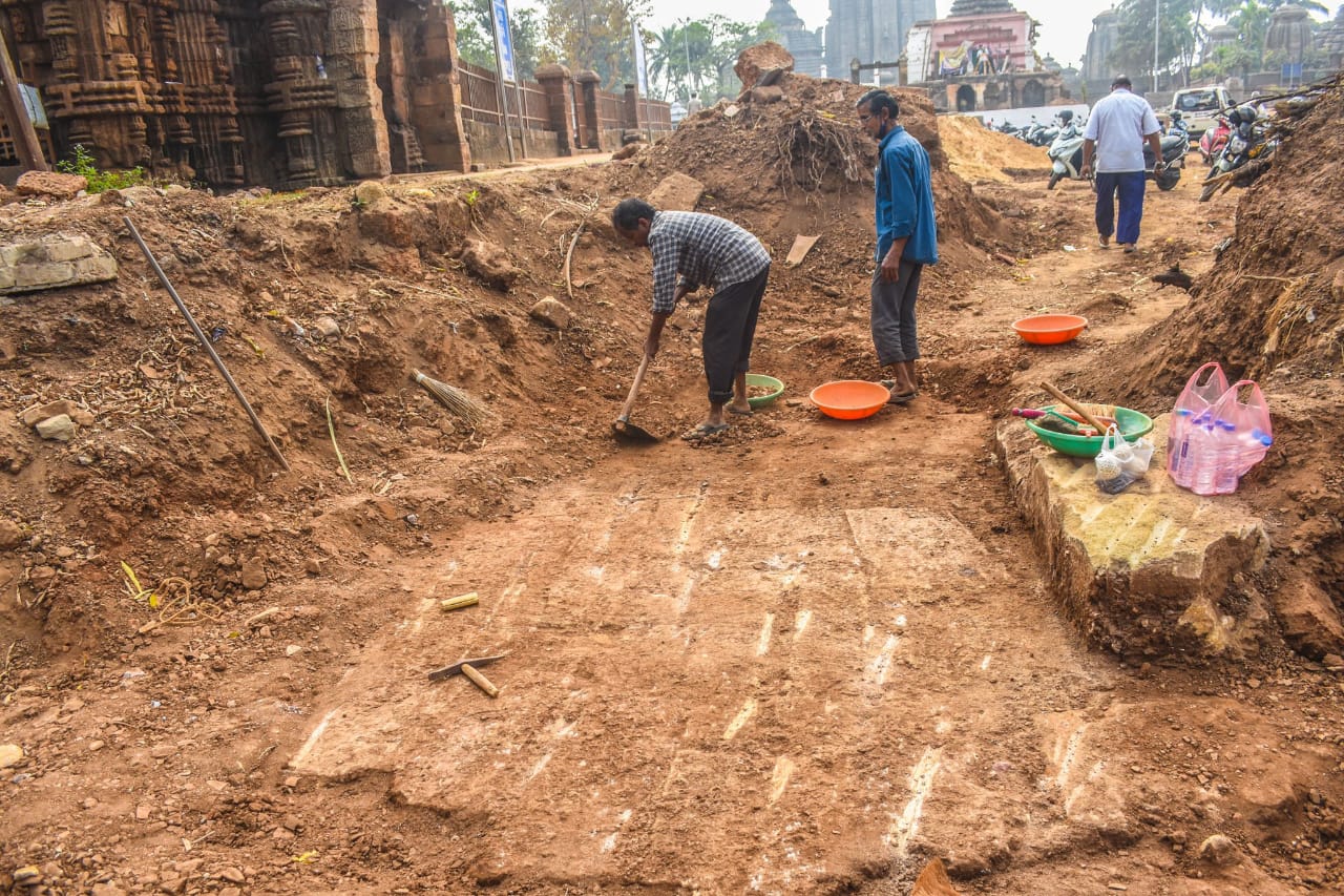 Ancient temple unearth in Bhubaneswar while digging in Odisha