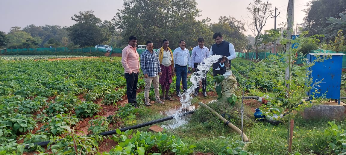 ନବରଙ୍ଗପୁରରେ ଓଏଲ୍‌ଆଇସି ଅଧ୍ୟକ୍ଷ; କ୍ଷେତ୍ର ପରିଦର୍ଶନ ସହ କାର୍ଯ୍ୟ ତ୍ୱରାନ୍ୱିତ କରିବାକୁ ପରାମର୍ଶ