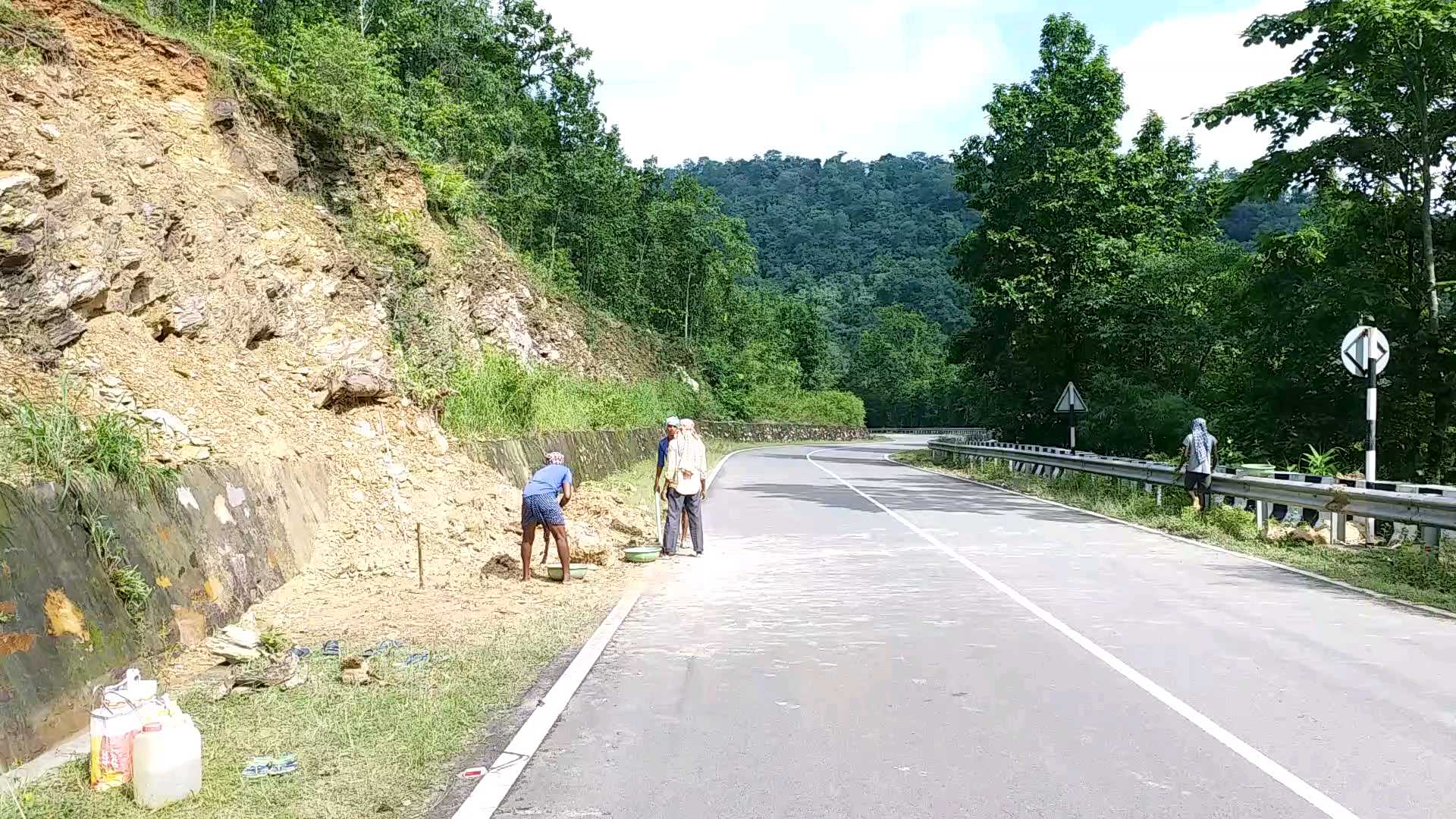 land sliding in NH-53 Chikini ghati road Deogagh