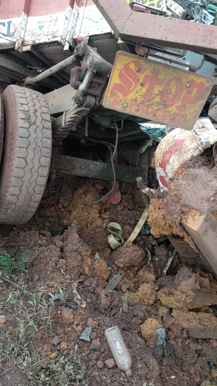 one driver dead in truck accident