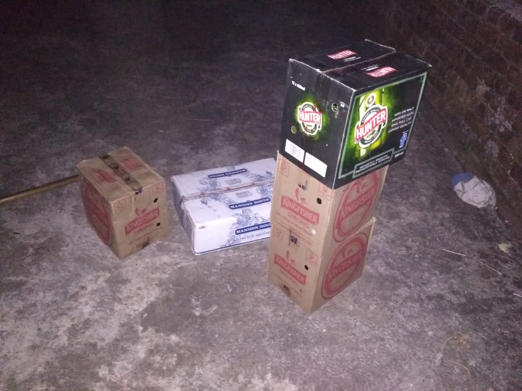 wine seized 4 arrested in anandpur