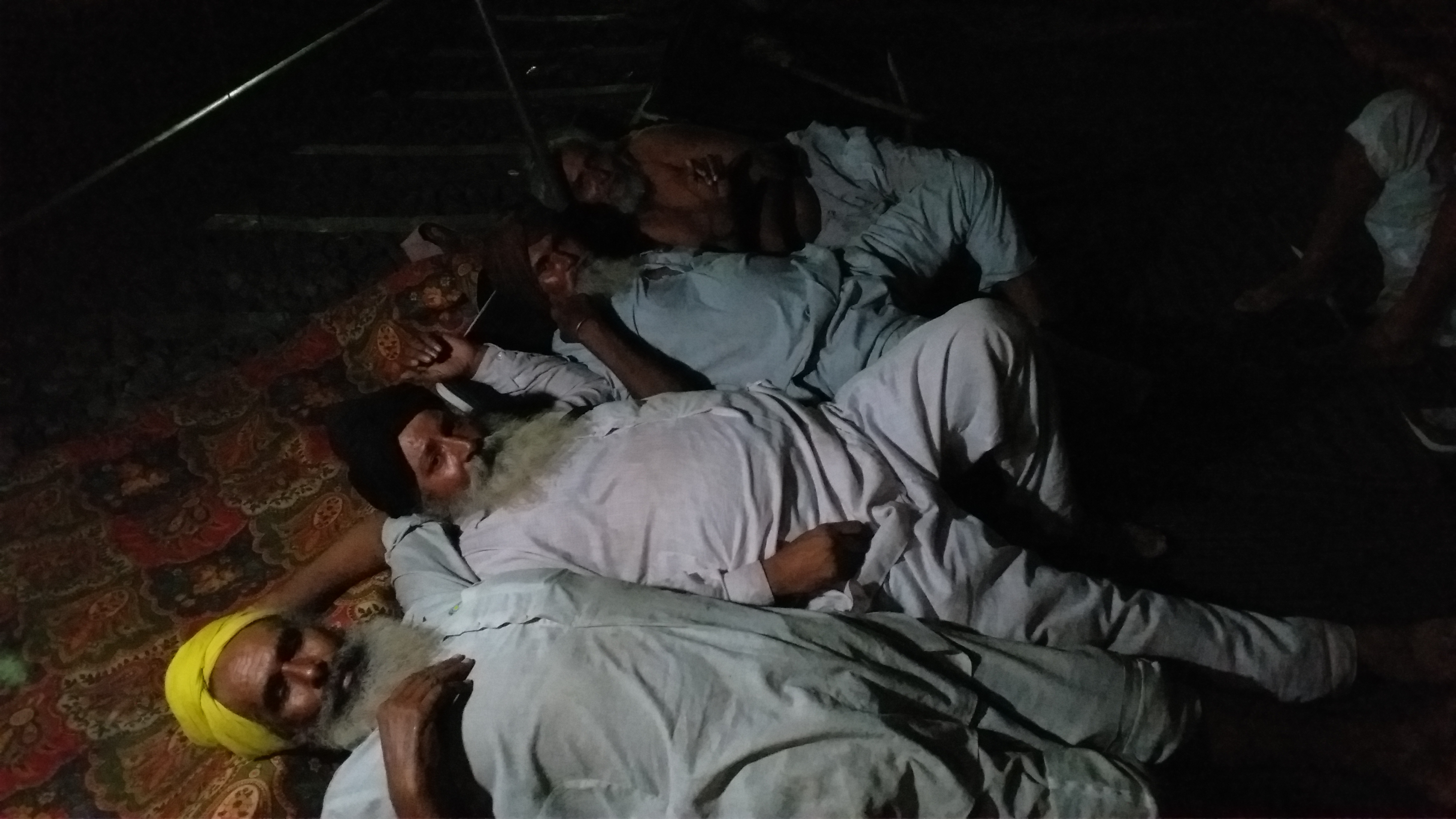 Farmers protest at night in Barnala