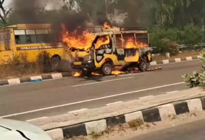 A school van caught fire on the road at Barnala