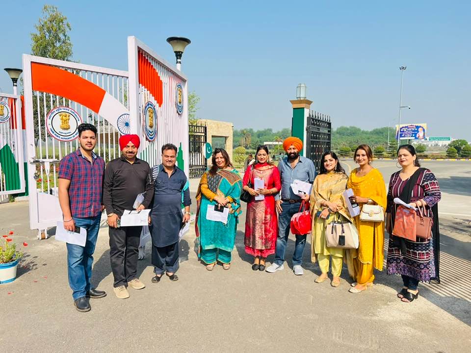 Punjabi artists in gurudwara shri kartarpur sahib