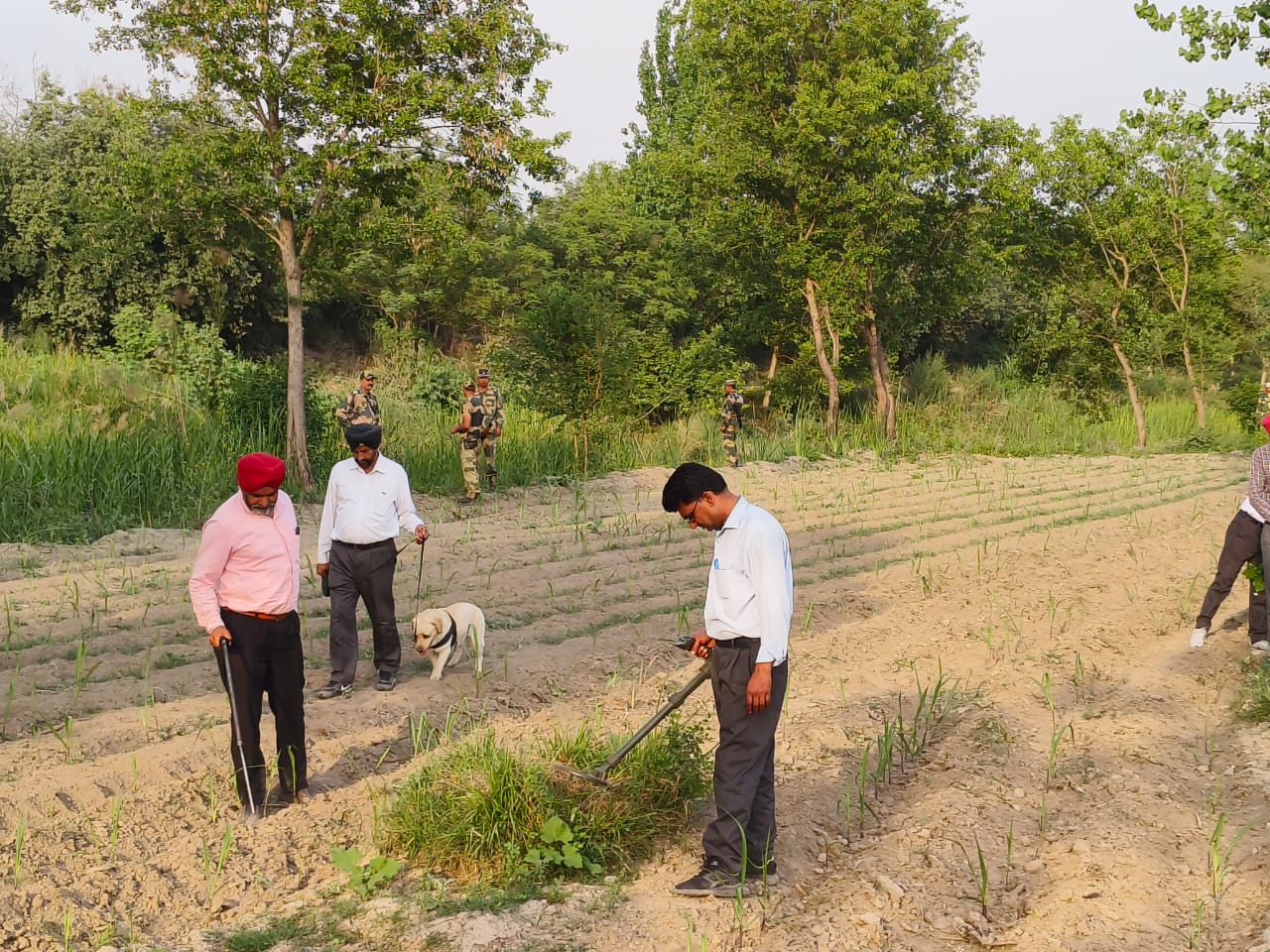 Farmer got two packets of heroin from the fields in Gurdaspur