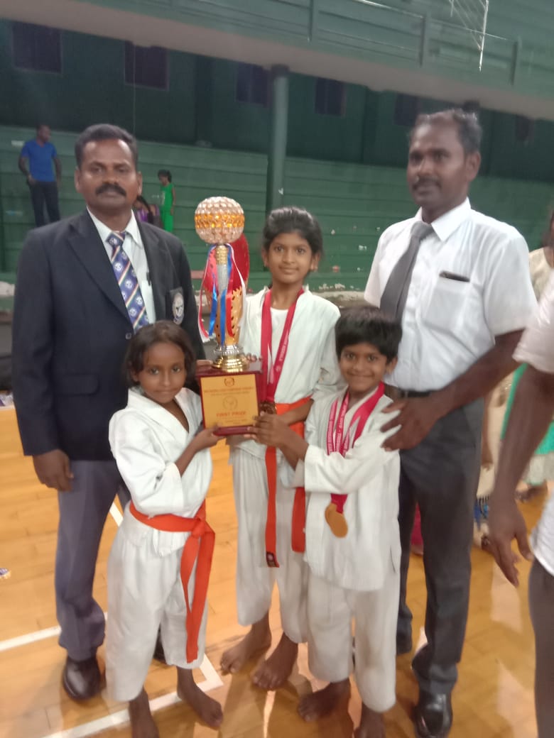 in national karate sports pudukottai childrens won 92 medals