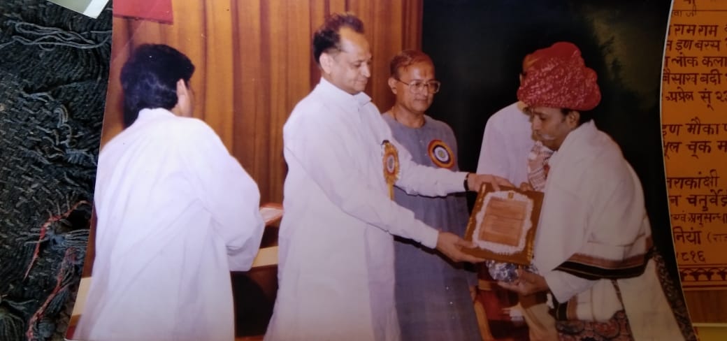 padma shri award,  padma shri lakha khan