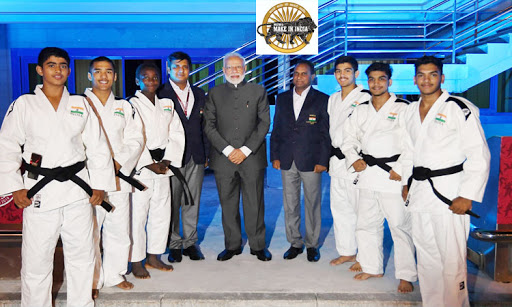 Indian judokas with Prime Minister Narendra Modi