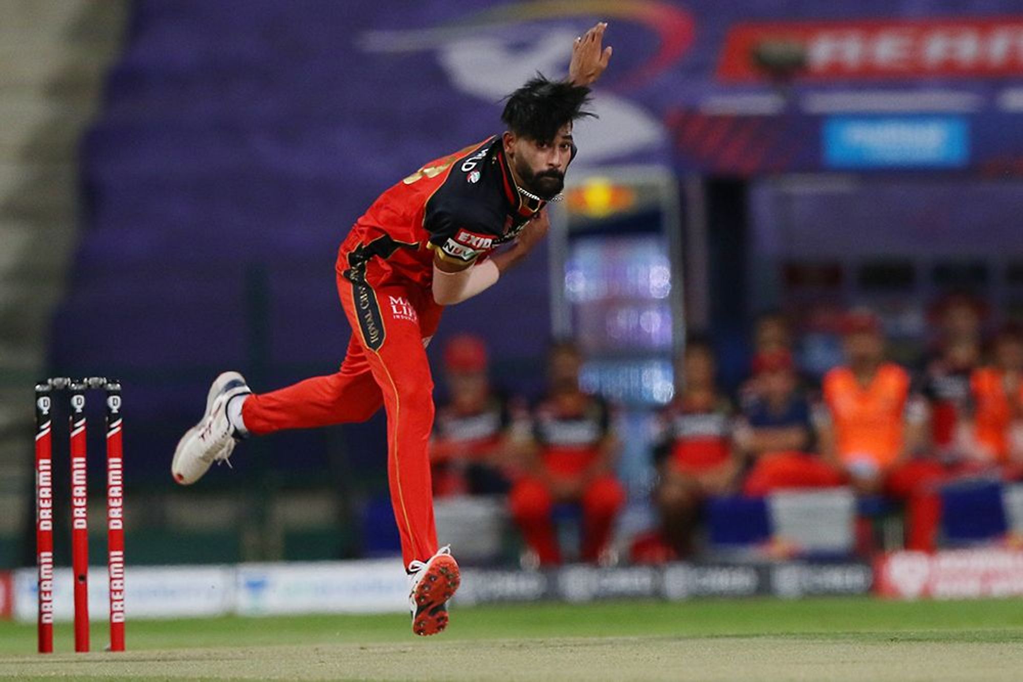 Abu Dhabi, Mohammad Siraj,  Royal Challengers Bangalore,  Indian Premier League