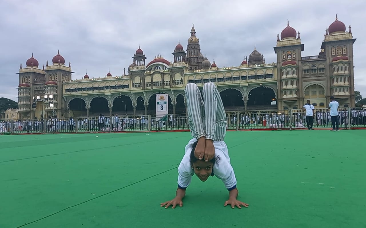 girl selected for internationl yoga competition