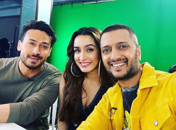 Riteish Deshmukh new Look, Riteish Deshmukh during Baaghi 3 promotion, Baaghi 3 promotion, Riteish Deshmukh news, Riteish Deshmukh latest news, Baaghi 3 release date, Baaghi 3 news, tiger shroff and shraddha kapoor, Riteish Deshmukh with tiger shroff and shraddha kapoor