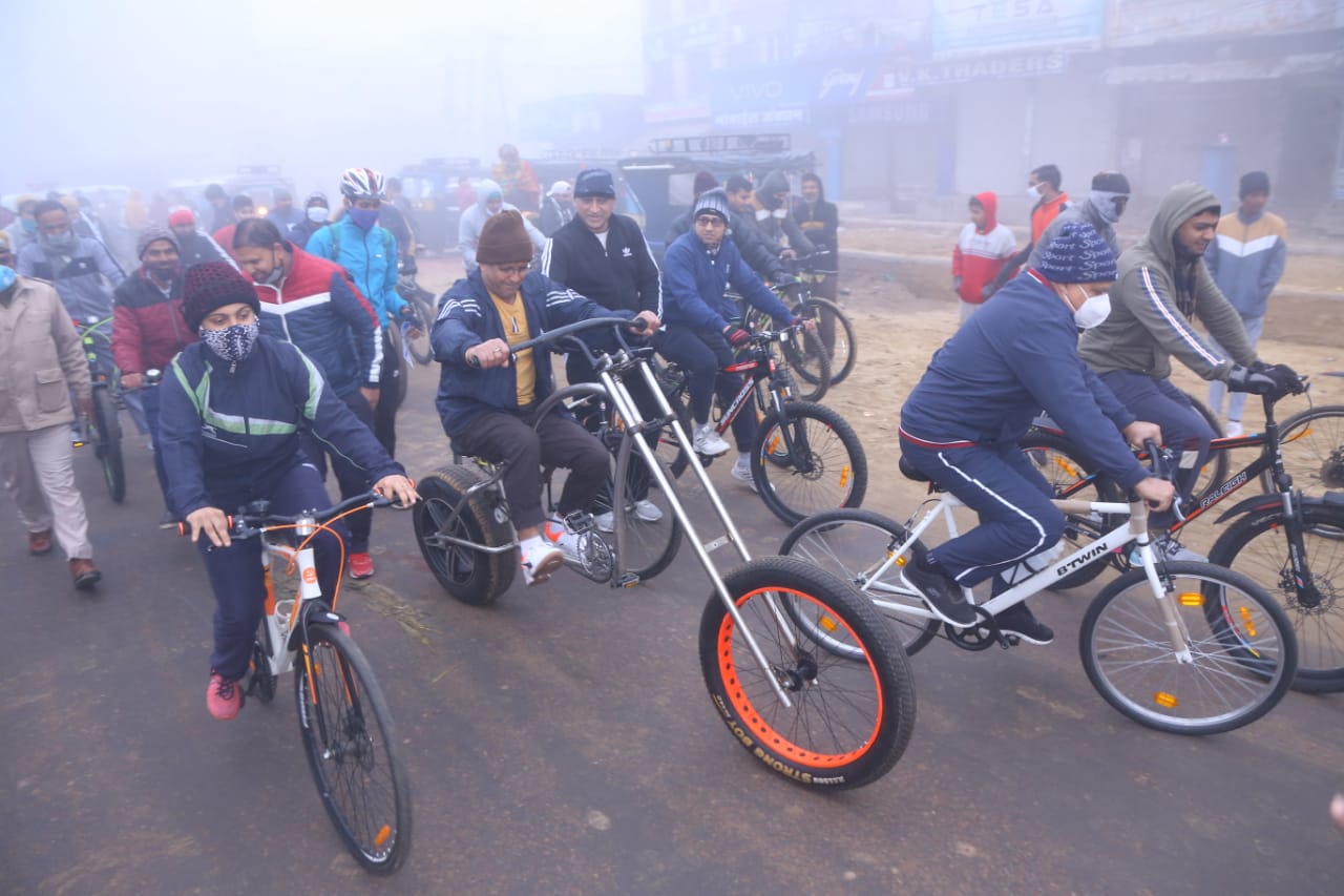 Marathon race cycle rally in Hanumangarh, हनुमानगढ़ में मैराथन साईकिल रैली का आयोजन