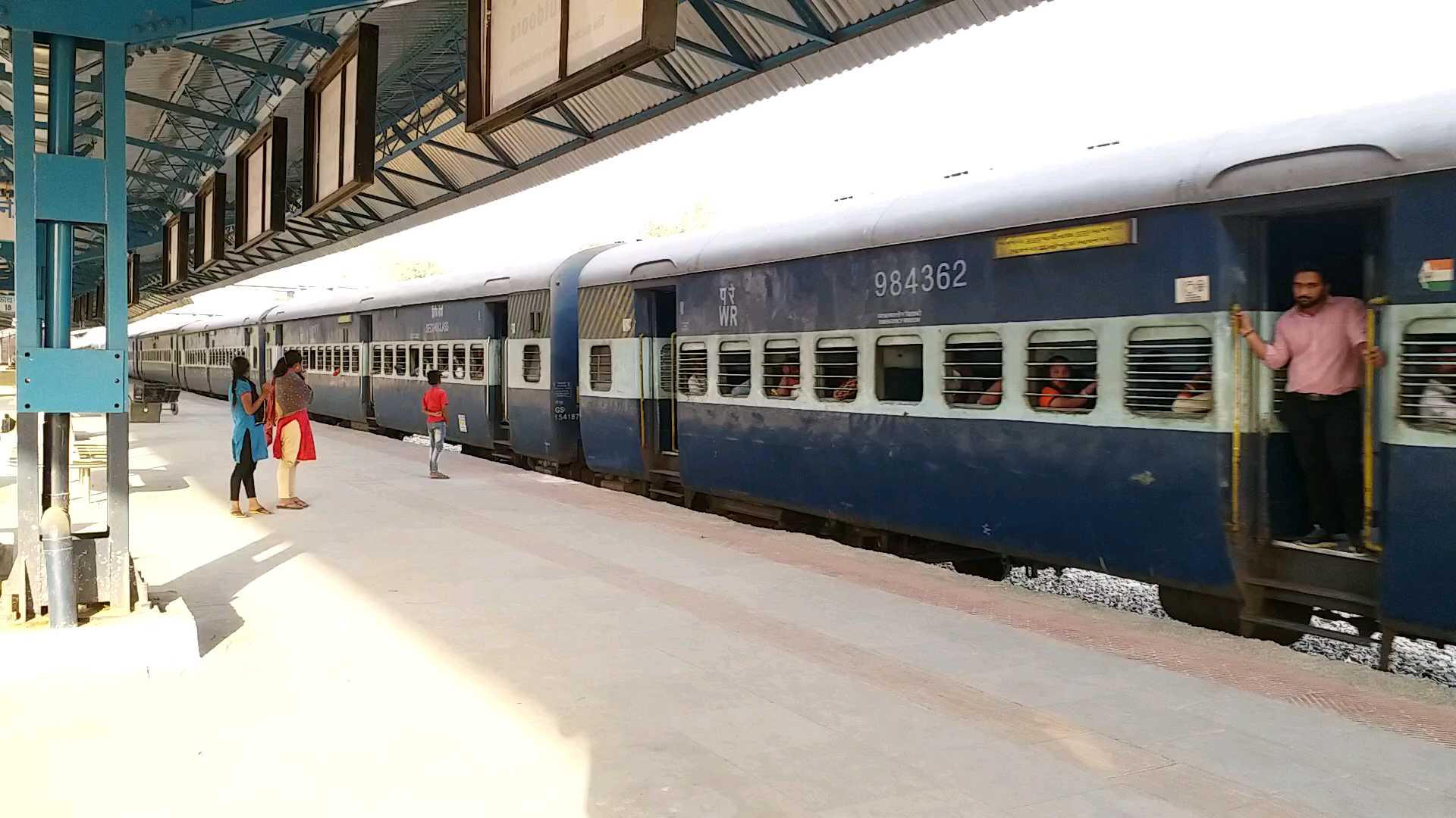 Indian Railway train will create 30 isolation wards