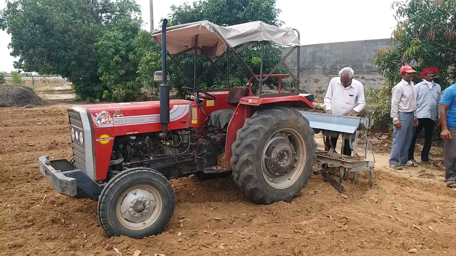 Farmers demand subsidy on diesel