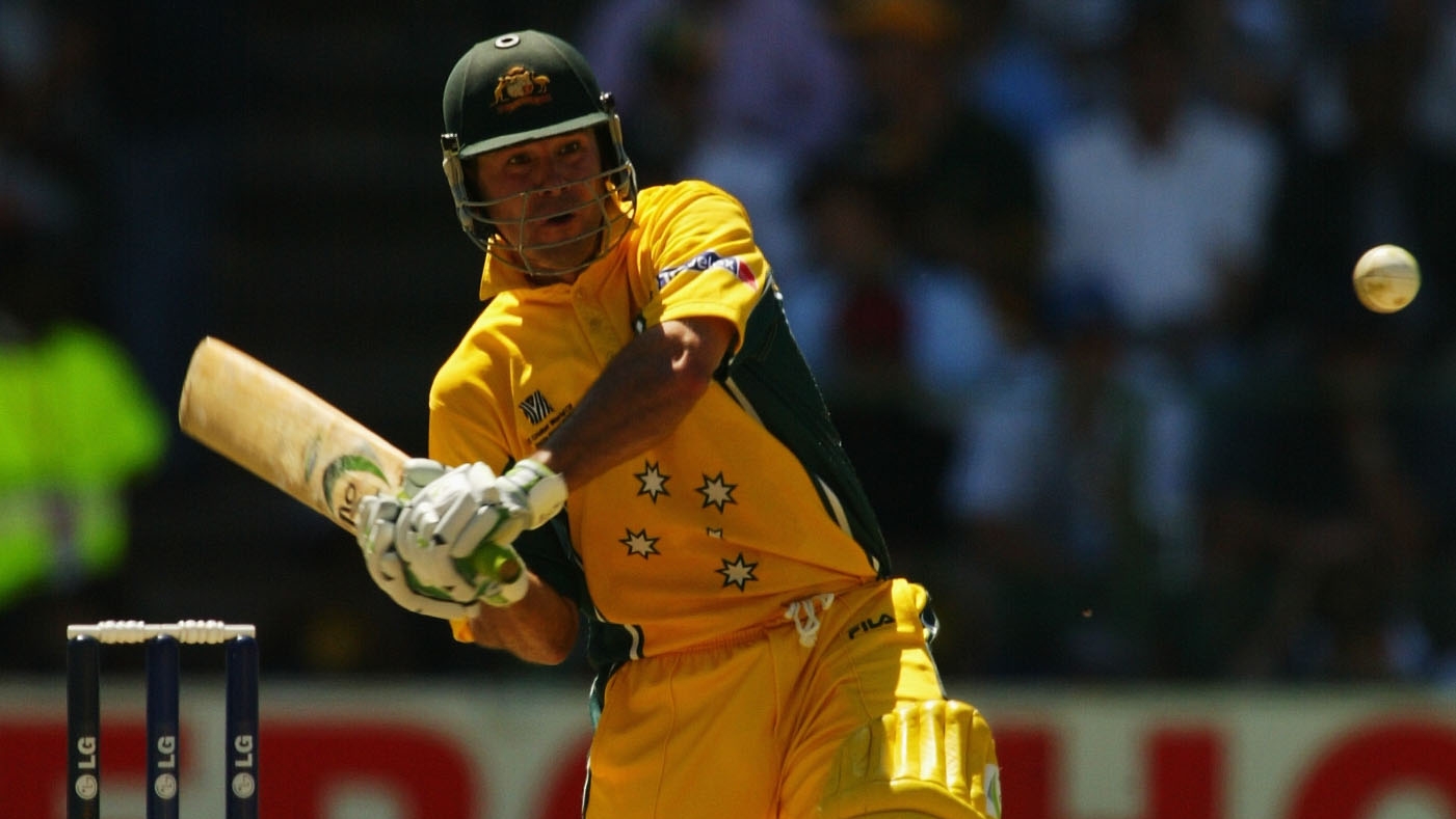 Ricky Ponting hit 171 sixes in 324 matches.