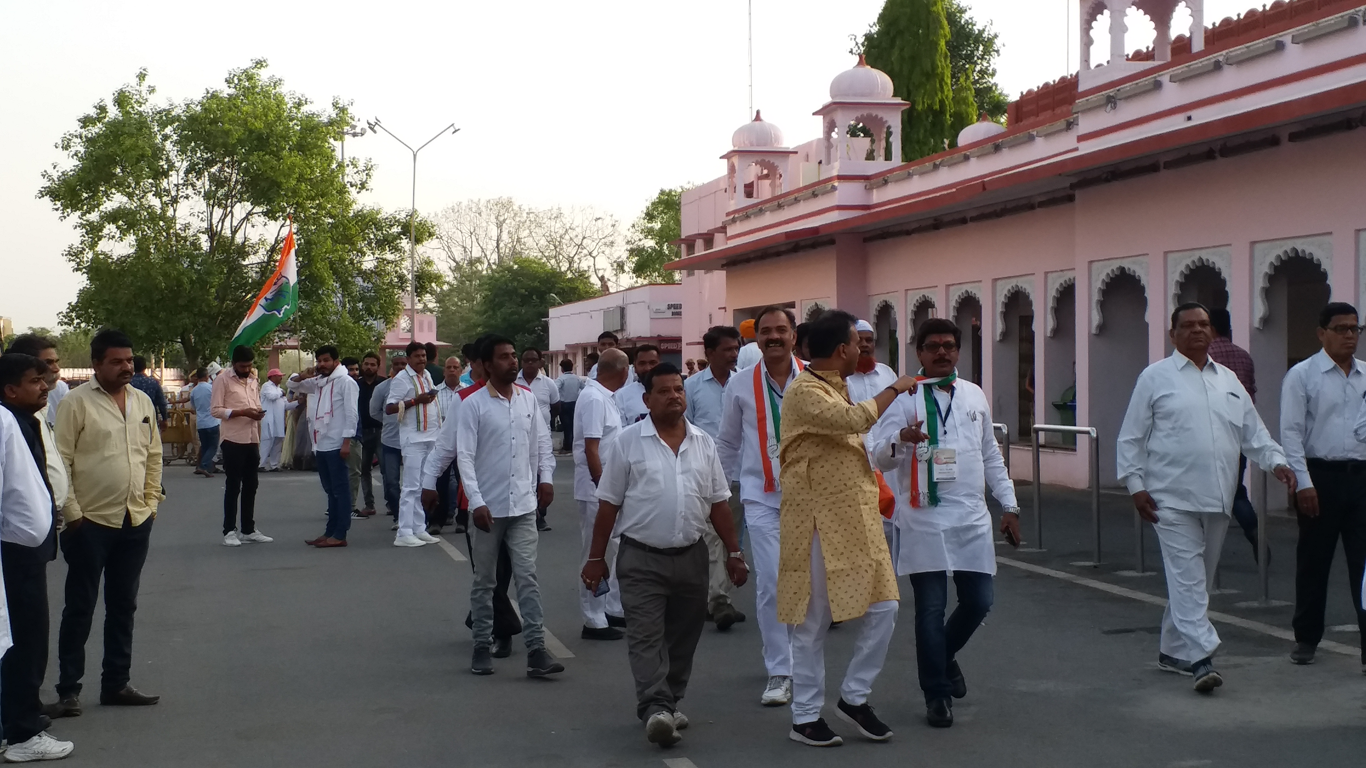 Rahul Gandhi arrives in Udaipur to take part in 