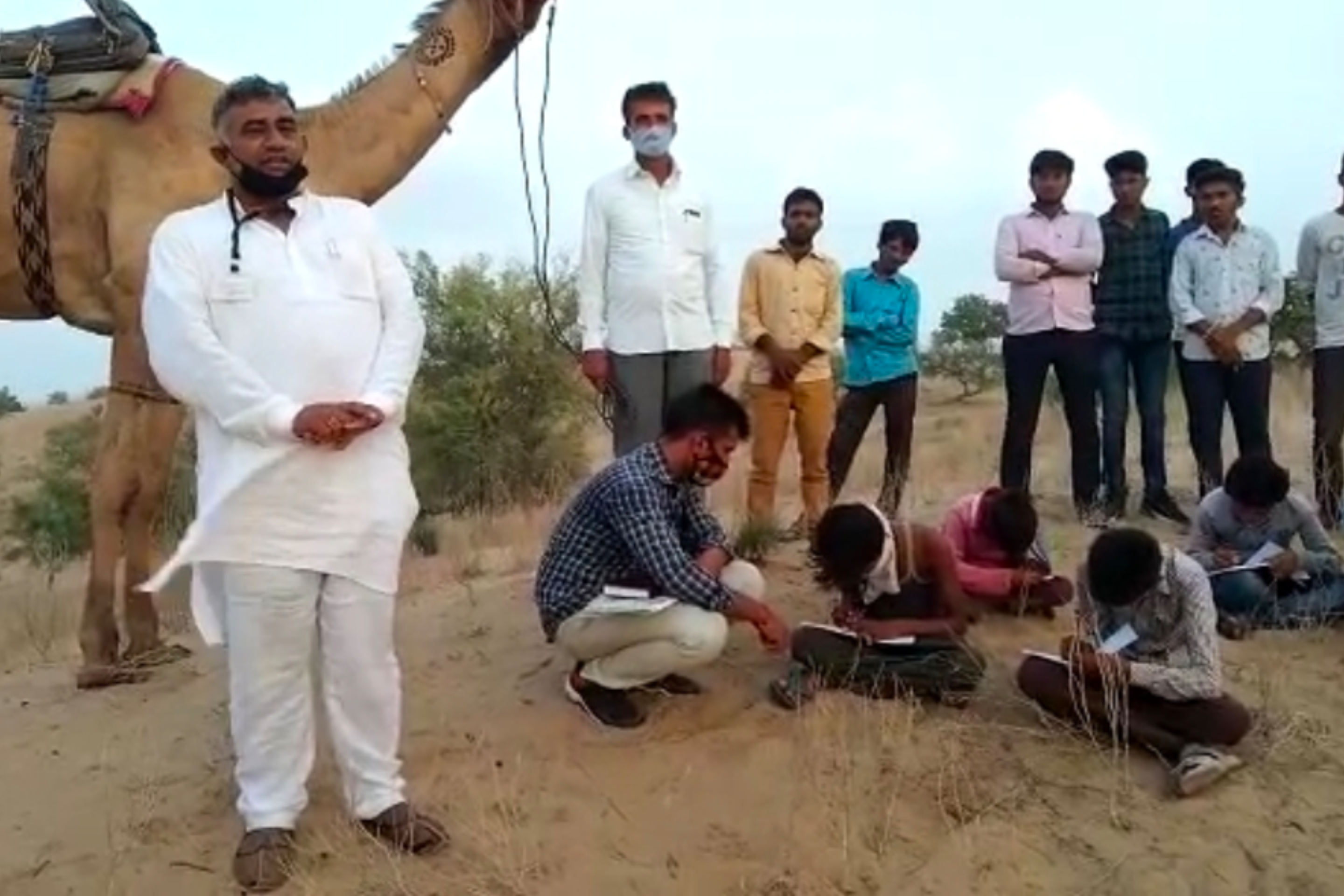 Rajasthan news,  online study,  government teacher on camel