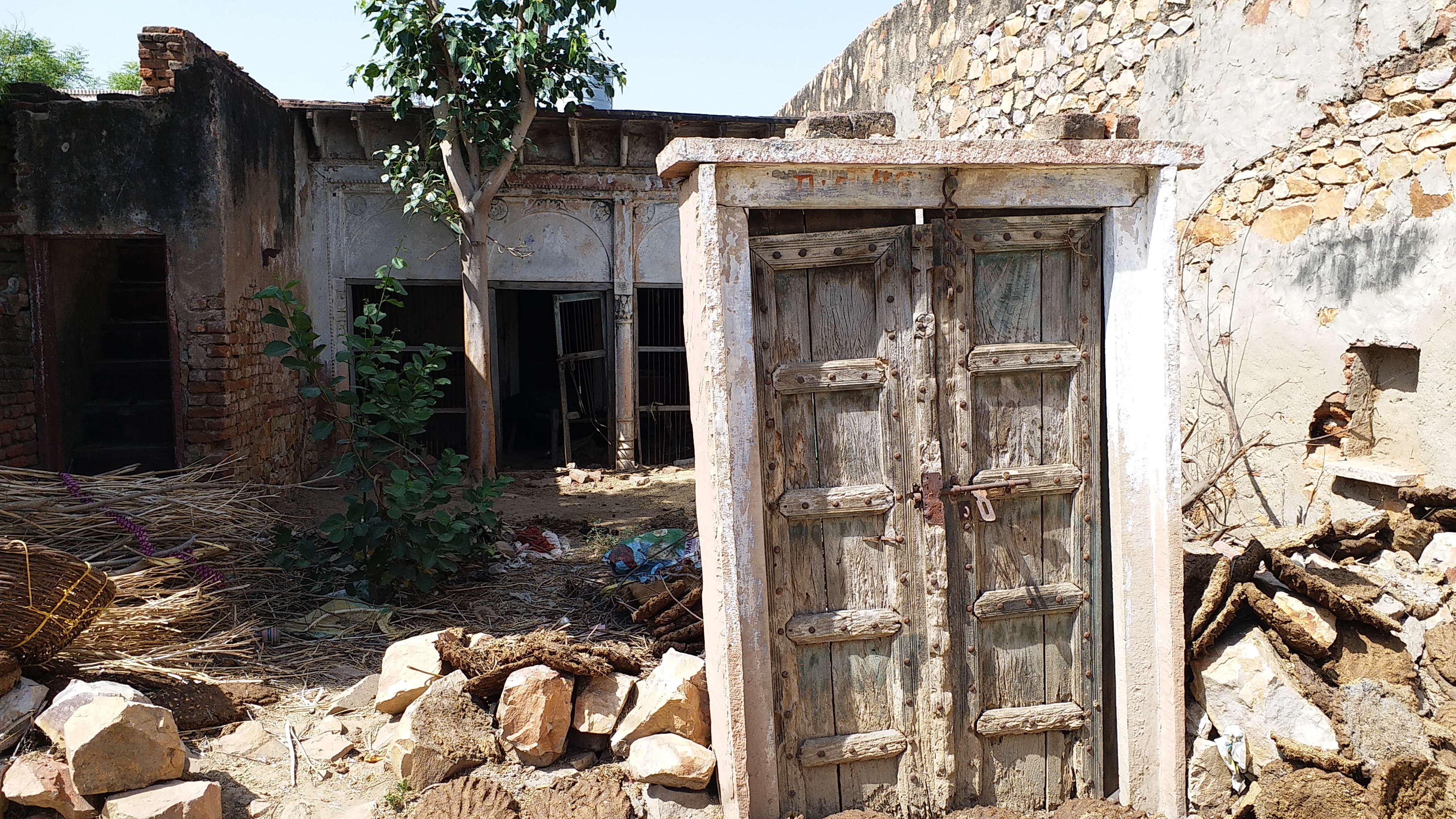 village life, गांव की जिंदगी