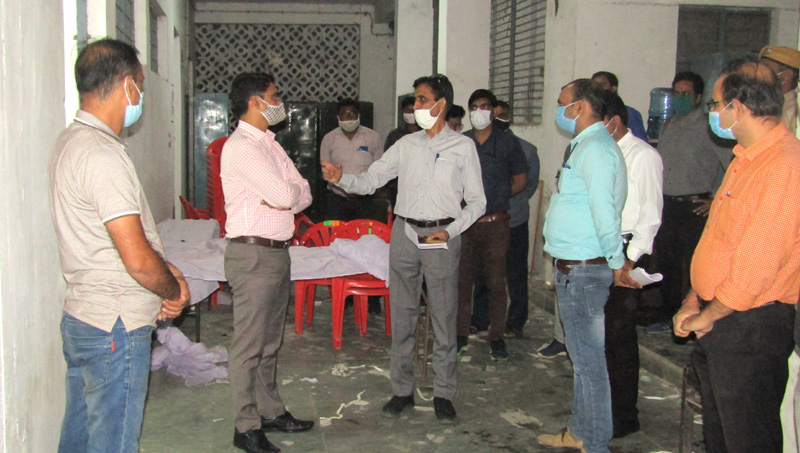 जिला निर्वाचन अधिकारी ने किया निरीक्षण, District Election Officer inspected