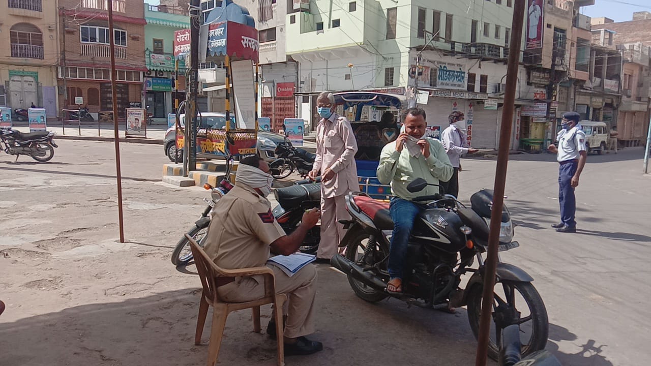 Police work in Lockdown, सरदारशहर पुलिस न्यूज