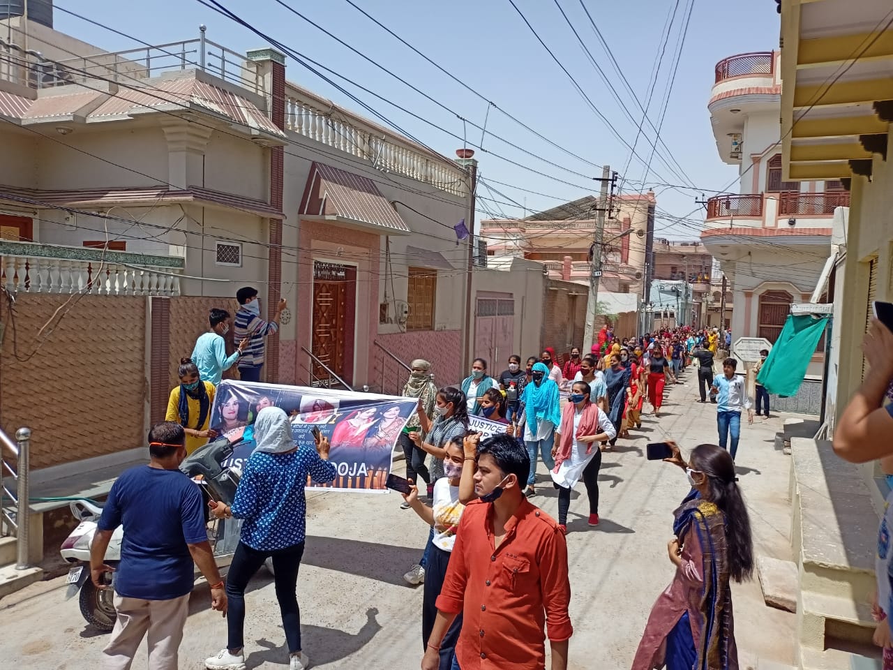 Girls protested in Sardarshahr, पूजा को इंसाफ दिलाने की मांग