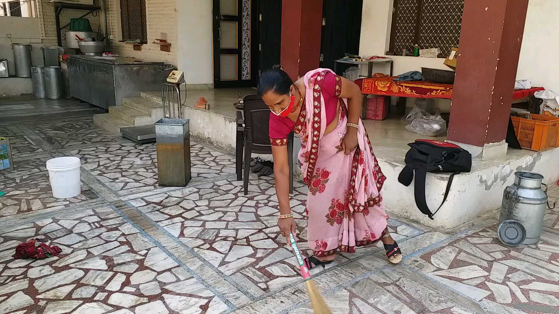 Maids struggling with problems,  Crisis on the livelihood of maids