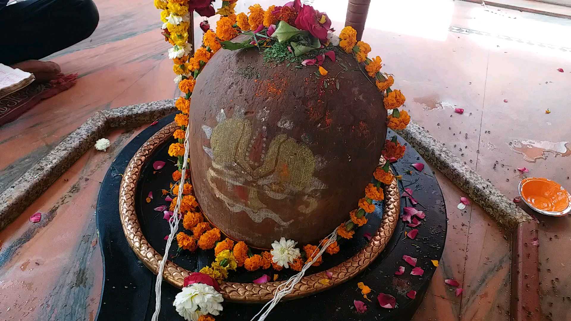 achaleshwar mahadev