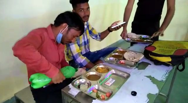 धौलपुर कलेक्टर ने इंदिरा रसोई का किया निरीक्षण, Dholpur Collector inspected Indira Rasoi