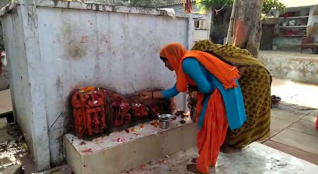 धौलपुर में कोरोना को लेकर पट बंद, temple closed in Dholpur for corona