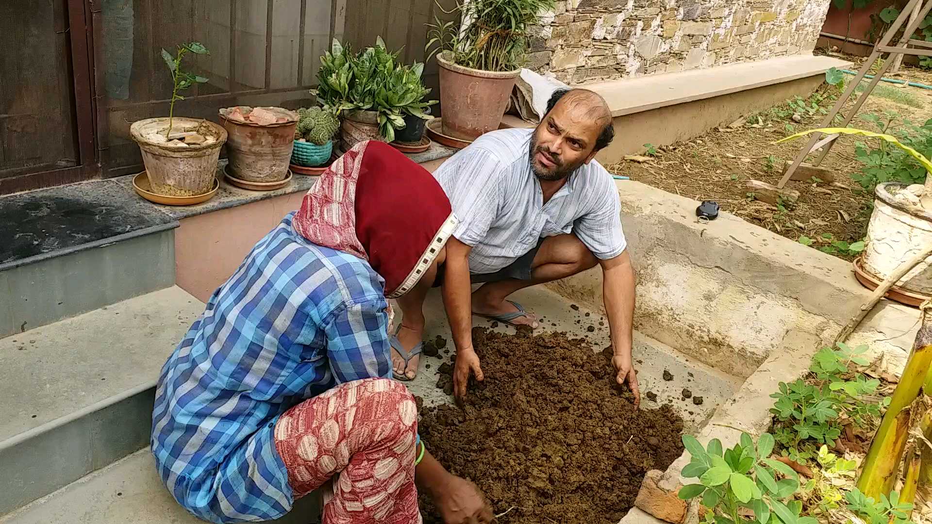 nature lovers, पर्यावरण दिवस विशेष, world environment day, दंपत्ति बना मिसाल, विश्व पर्यावरण दिवस, डूंगरपुर न्यूज, पर्यावरण न्यूज, environment day news, dungerpur news