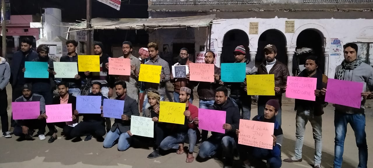 Jaipur: People on the streets in support of JNU students