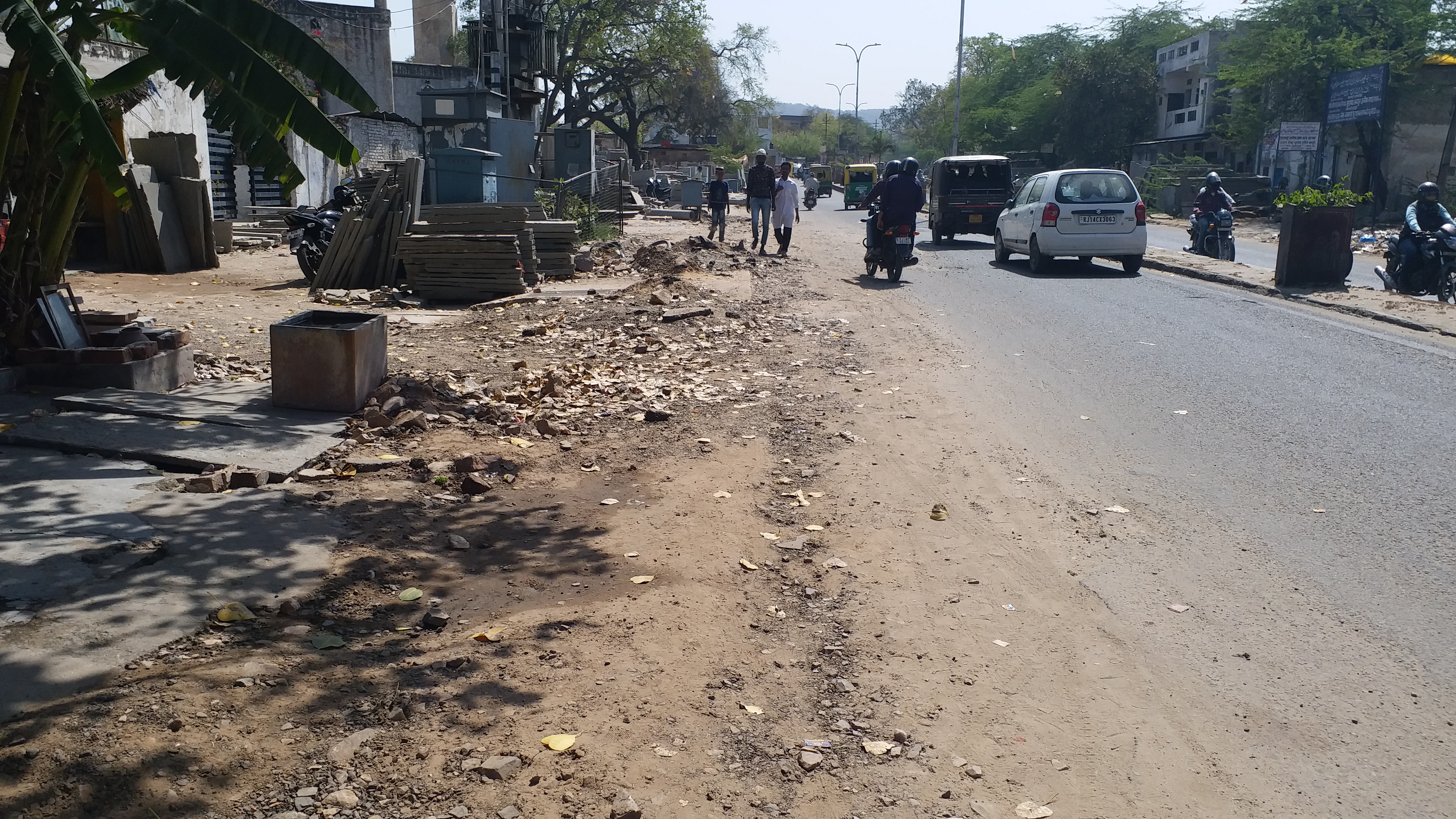 reconstruction of better road, no maintenance of dilapidated roads in jaipur